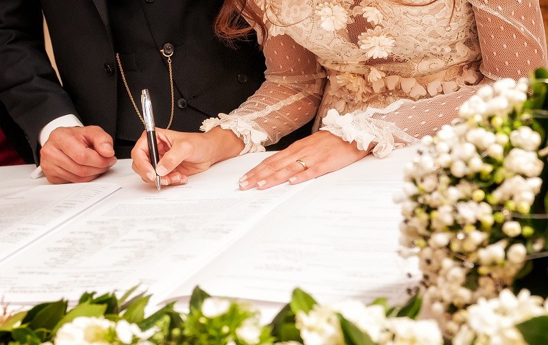 تعلیق در عقد نکاح تعلیق در عقد نکاح
